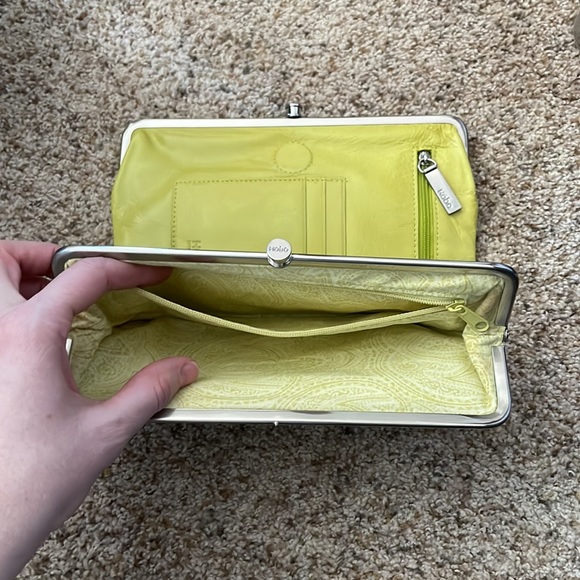 HOBO Lauren Wallet/Clutch - Picture 4 of 5